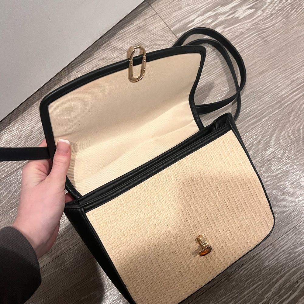 Small purse - Picture 2 of 2